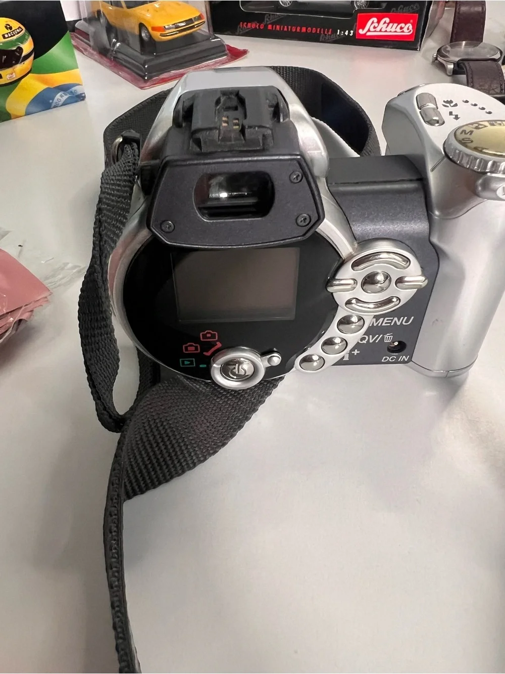 Minolta DiMAGE Digital Camera - Works 100% / Funciona al 100